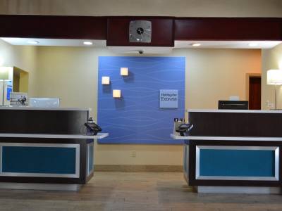 Holiday Inn Express & Suites Gainsville