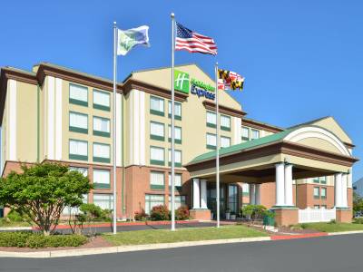 Holiday Inn Express & Suites Ocean City