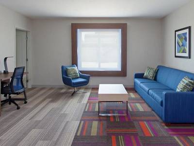 Holiday Inn Express Hotel & Suites Pasadena - Colorado Boulevard