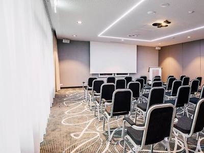 Leonardo Hotel Zurich Airport