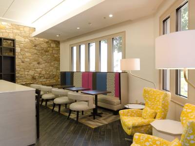 Holiday Inn Express Hickory - Hickory Mart