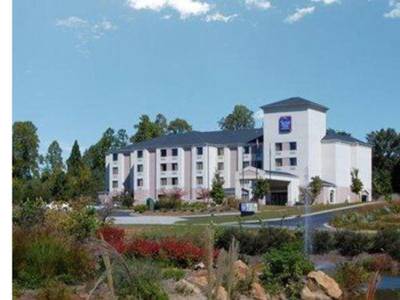 Baymont Inn & Suites Mooresville 