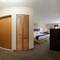 Holiday Inn Express Hotel & Suites Carneys Point