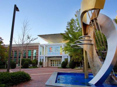 Holiday Inn Hotel & Suites Columbia N I 77 Two Notch Rd