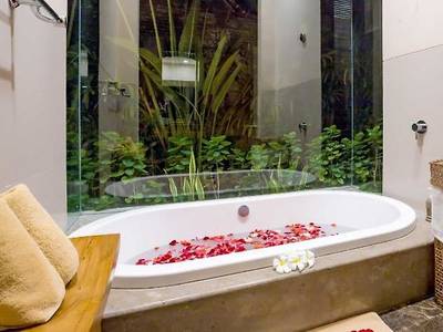 Disini Luxury Spa Villas