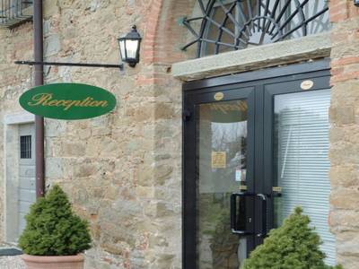 Antico Casale di Montegualandro & Spa