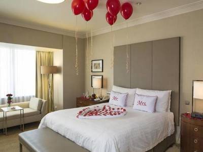 Four Seasons Hotel Riyadh at Kingdom Centre (Foto)