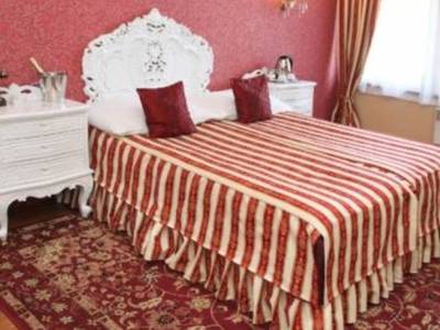 King Charles Boutique Residence