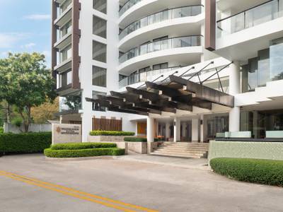 Woodlands Suites Serviced Residences 