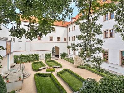 Augustine, a Luxury Collection Hotel