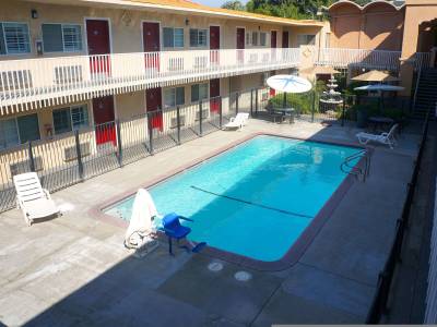 Americas Best Value Inn-Fresno Convention Center/Downtown