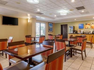 Comfort Inn Hwy 290/NW