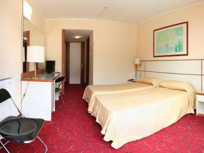 Sport & Relax Hotel Holiday Torbole