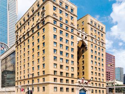 Indigo Dallas Downtown