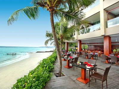 Candi Beach Resort & Spa