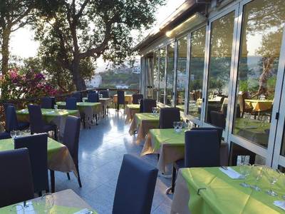 Santa Fortunata Village