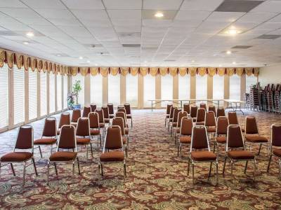 Rodeway Inn & Conference Center