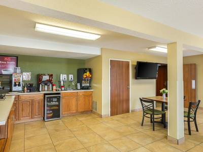 Rodeway Inn & Suites Kearney