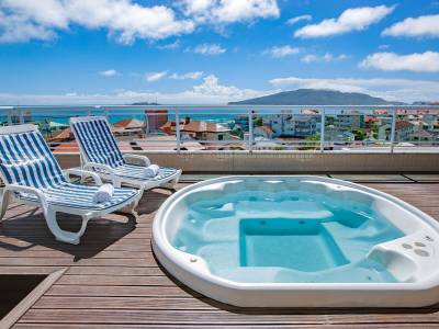 Oceania Park Hotel & Convention Center