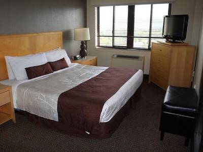 Inlet Tower Hotel & Suites