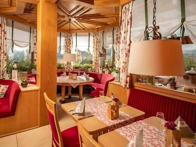 Panorama Hotel Heimbuchenthaler Hof