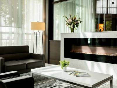 Executive Plaza Hotel - Metro Vancouver, Coquitlam