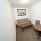 Holiday Inn Express & Suites Drayton Valley
