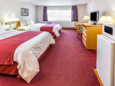 Howard Johnson Fort St. John