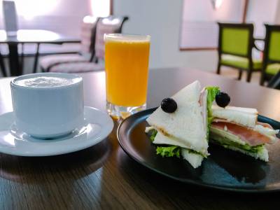 Internacional la Triada