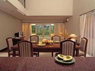 Whiz Residence Darmo Harapan Surabaya