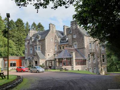 Cartland Bridge Hotel