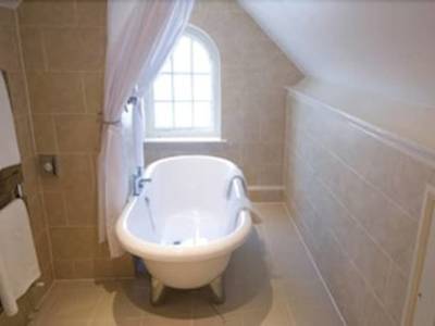 The Grovefield House