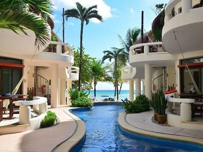 Playa Palms Boutique Beach Hotel