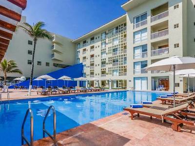 Raintree's Club Regina