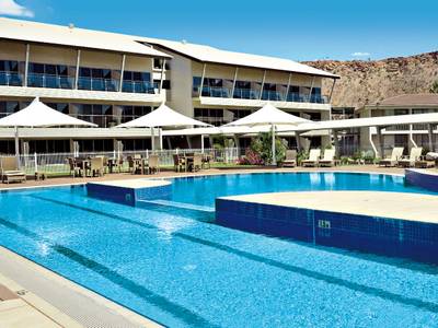 Crowne Plaza Alice Springs Lasseters