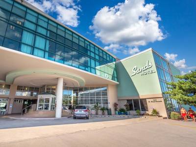 Atlantic Sands Hotel & Conference Center