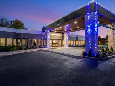 Country Inn & Suites by Radisson, Naperville, IL