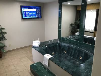 Baymont Inn & Suites Grand Rapids Airport (Foto)