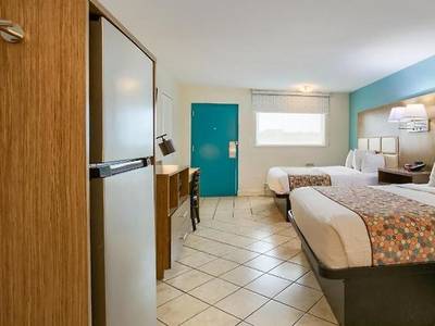 Beachside Resort Hotel