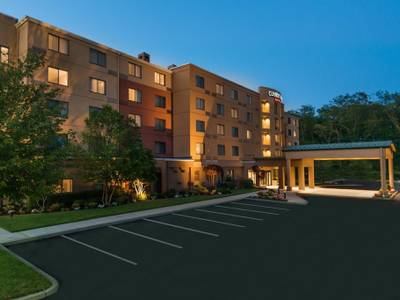 Courtyard Providence Lincoln