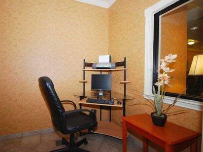 Best Western Henrietta Inn & Suites