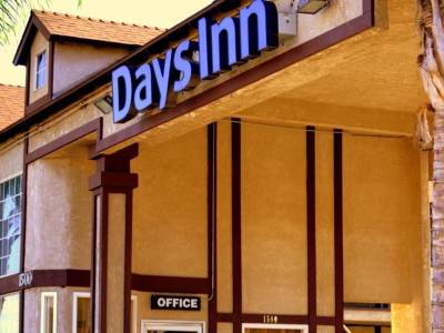 Days Inn City Center Long Beach