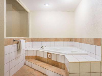 Days Inn St. Louis North