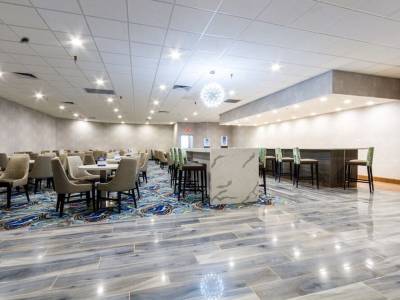 Denver's Best Inn and Suites