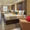 Eden Roc Inn & Suites