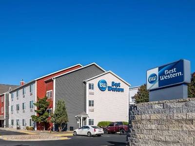 Fairfield Inn & Suites Kansas City North Near Worlds of Fun