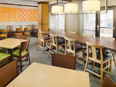 Fairfield Inn & Suites San Antonio SeaWorld Westover Hills