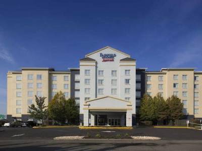 Fairfield Inn & Suites Newark Liberty International Airport