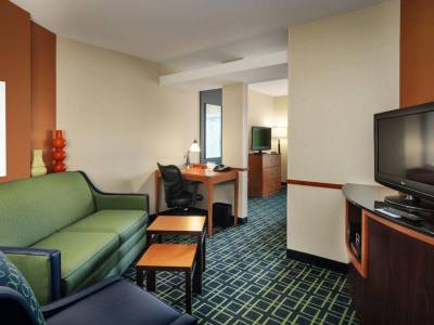 Fairfield Inn Hartford Airport