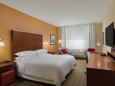 Four Points by Sheraton Portland East